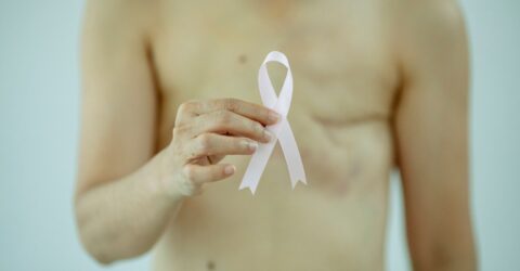 FDA a aprobat o pastilă zilnică pentru cancerul mamar avansat, aleasă în funcție de un test de sânge