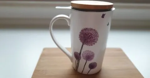 Ce poți încerca pentru bufeuri și insomnie la menopauză și când plantele devin riscante