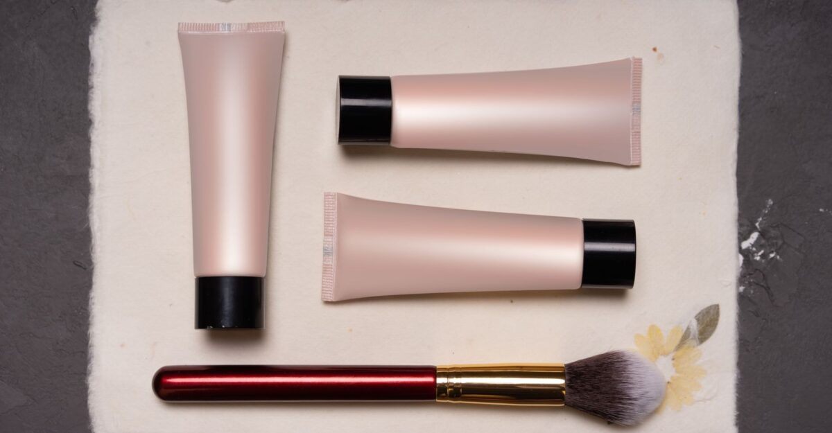 Rutina de beauty de toamnă poate fi mai scurtă. Ce produse multifuncționale merită încercate