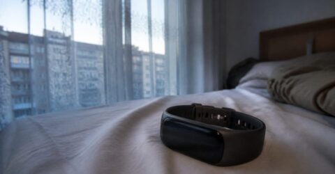 O proporție mai mare de somn REM a fost asociată cu risc mai mic pentru 83 de boli, fără dovadă de prevenție