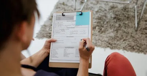 Cum se manifestă ADHD la adulți și ce presupune evaluarea pentru diagnostic