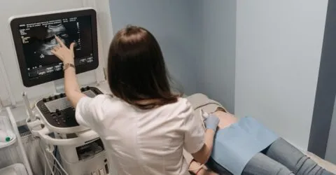Ce analize preventive poți face de la 40 de ani, în funcție de vârstă și riscuri