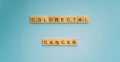 Diagnosticele de cancer cresc înainte de 50 de ani. Ce explică tendința și cum poți reduce riscul