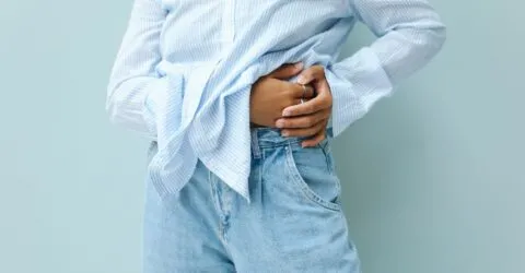 De ce poți avea simptome de colită ulcerativă și după ce inflamația s-a retras
