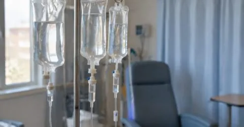 Holly Stubbs a primit o nouă opțiune de tratament după ce cancerul limbii a revenit