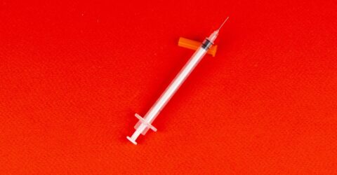 Cum obții vaccinul anti-HPV gratuit până la 26 de ani sau compensat cu 50% dacă ai între 27 și 45 de ani